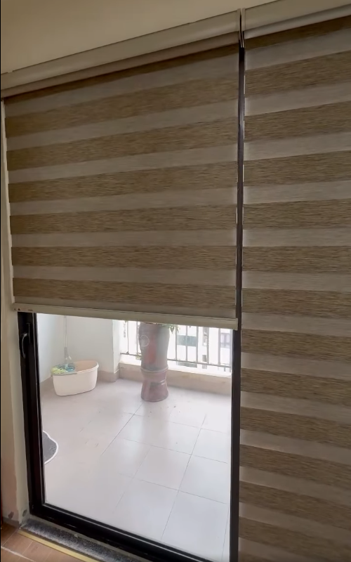 Rèm cầu vồng cản nắng hãng CAVANI mã Nadia Vân Gỗ - Hình ảnh 3
